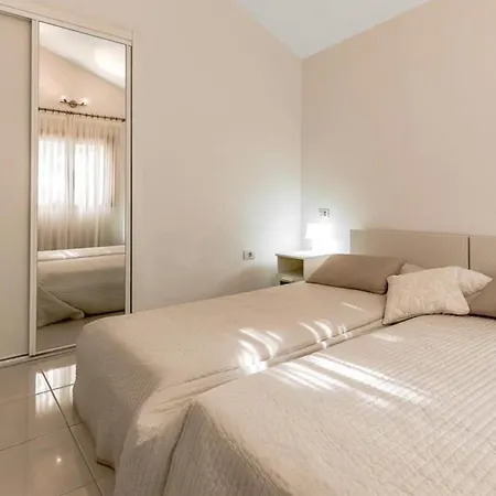 Townhouse For A Good Rest Apartment *