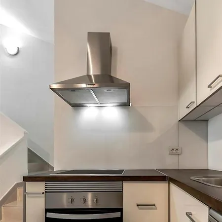 Townhouse For A Good Rest Apartment